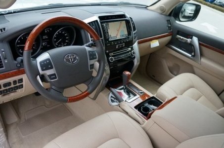 pic Perfectly Used 2014 Toyota Land Cruiser 
