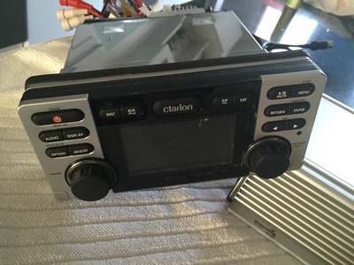 pic Clarion Stereo System