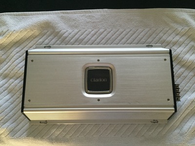 pic Clarion Stereo System