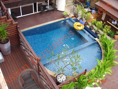pic Freehold Holiday Resort in Rawai, Phuke