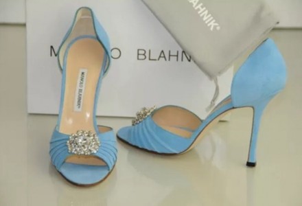 pic Manolo Blahnik Sedaraby Suede Shoes