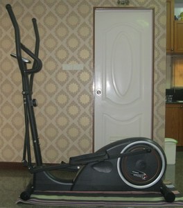 pic Elliptical Exercise Machine - For Sale