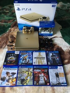 pic Sony PS4 1TB console with 7 games $150