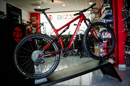 pic 2021 Specialized S-Works Epic
