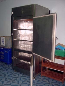 pic Two door commercial freezer